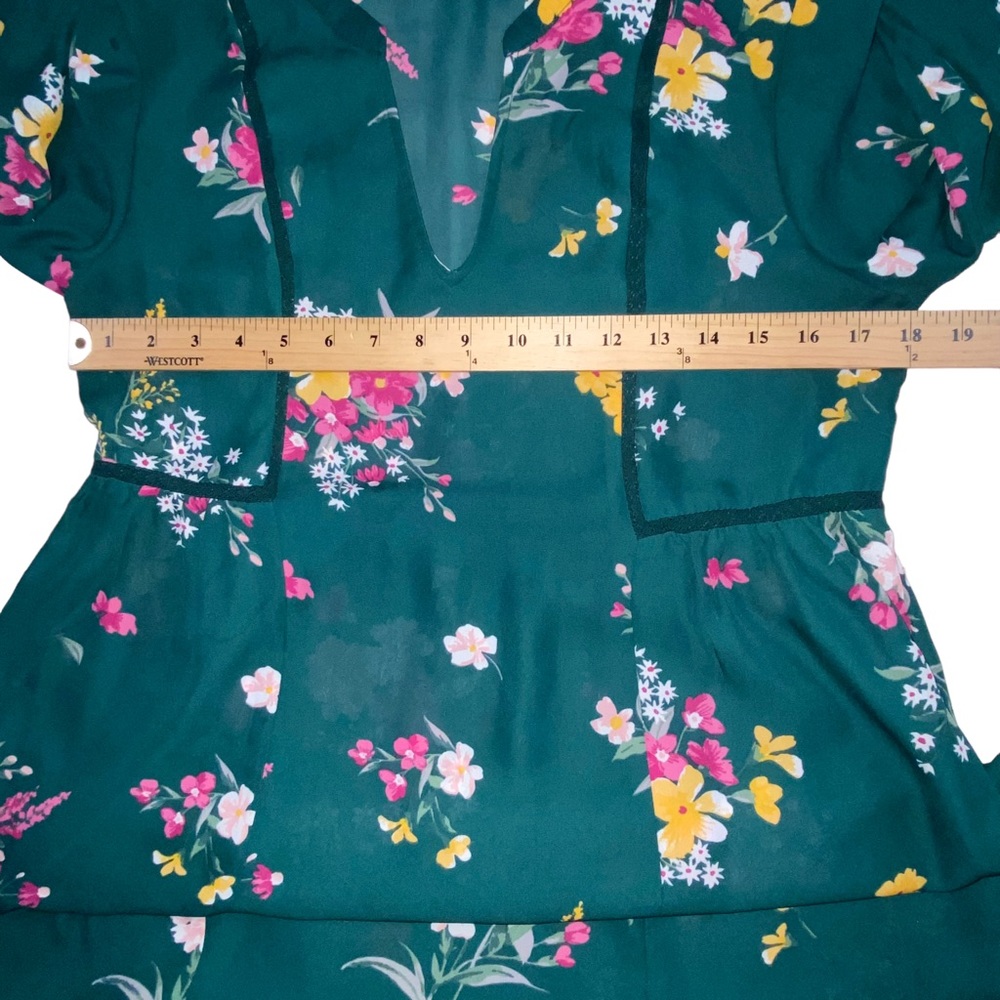 Old Navy Boho Women’s XS Green Floral Lightweight Peasant Dress - Picture 3 of 12